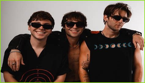 The Return of Emblem3 Has Begun!